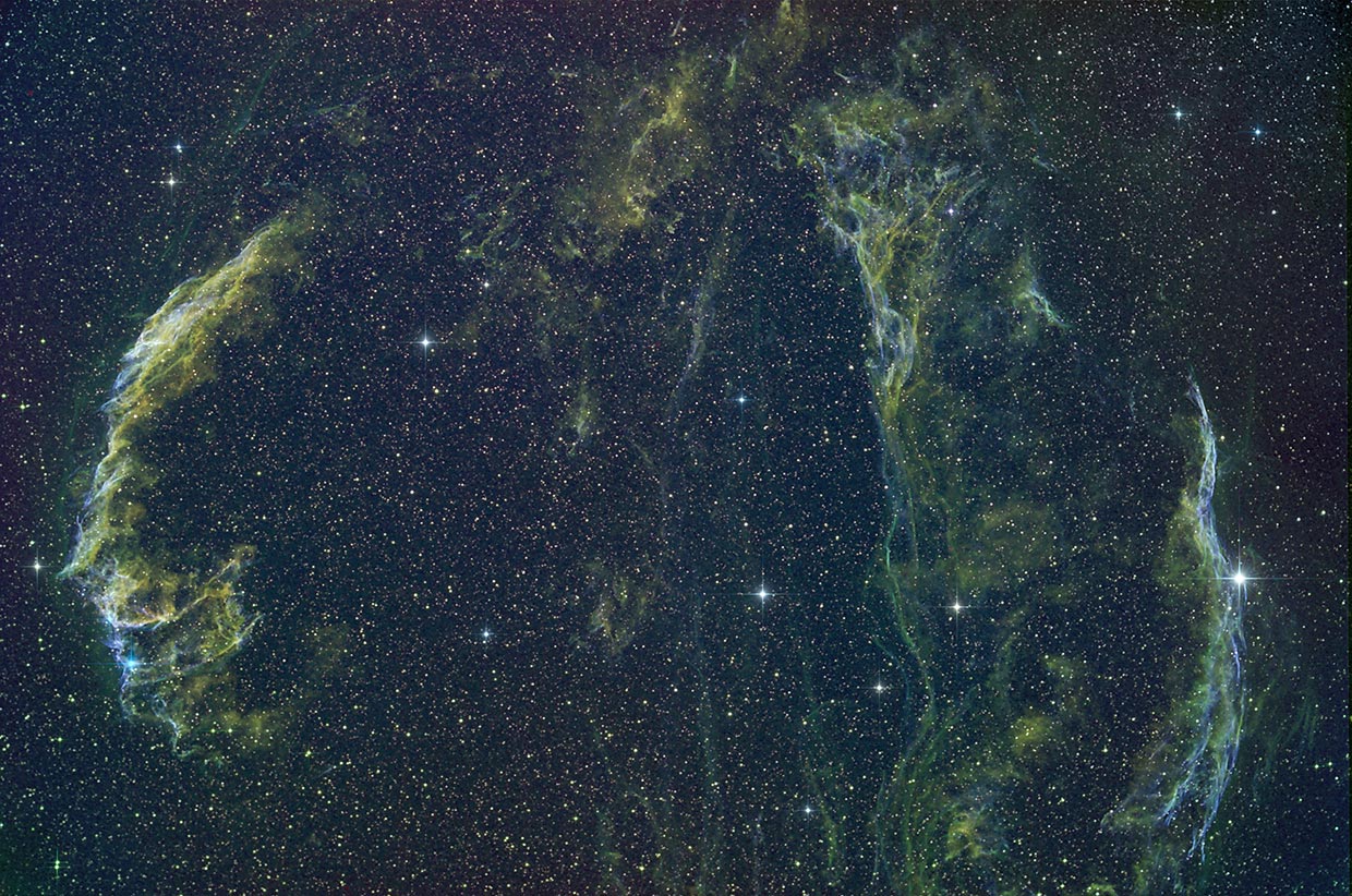 Slörþokan - Veil nebula (NGC 6992 (left), Pickerings triangle (mid) NGC 6960 (right)
