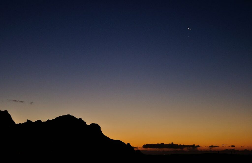 Samstaða tungls og Júpíters. Myndin tekin kl. 07:54 að morgni 28. október 2016. —  Conjunction of  Moon and Jupiter. Image taken at 07:54 on October 28, 2016.